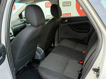 Ford Focus, 2010г., передний привод, механика