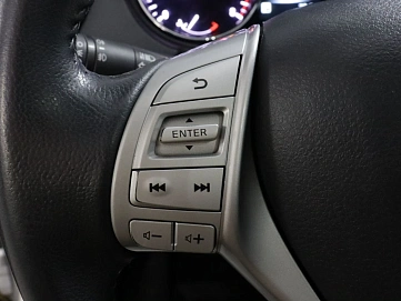 Nissan X-Trail, 2015г., полный привод, вариатор