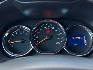 Renault Duster, 2015г., полный привод, механика