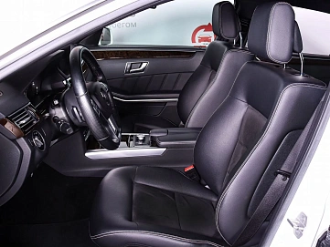 Mercedes-Benz E-Класс, 2013г., задний привод, автомат