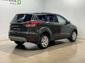 Ford Kuga, 2016г