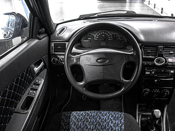 Lada (ВАЗ) Priora, 2009г., передний привод, механика