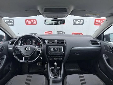 Volkswagen Jetta, 2017г., передний привод, робот
