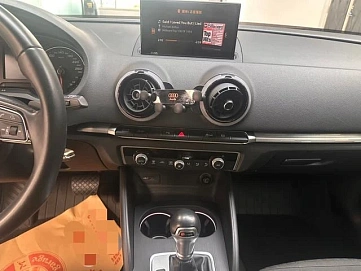 Audi A3, 2017г., передний привод, робот