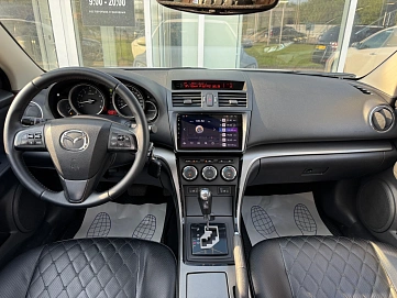Mazda 6, 2010г., передний привод, автомат