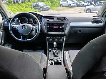 Volkswagen Tiguan, 2020г., полный привод, робот