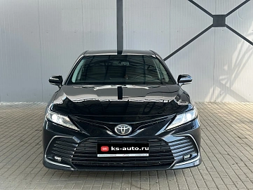Toyota Camry, 2021г., передний привод, автомат
