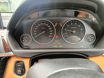 BMW 3 серии, 2017г., задний привод, автомат