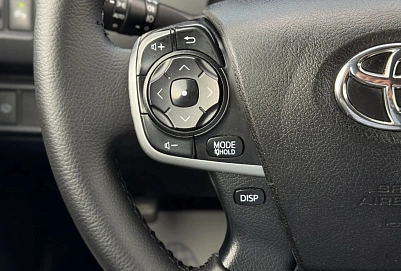 Toyota Camry, 2012г., передний привод, автомат