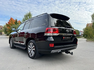 Toyota Land Cruiser, 2017г., полный привод, автомат
