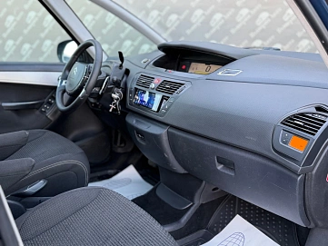 Citroen C4 Picasso, 2010г., передний привод, робот