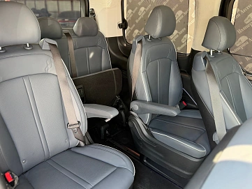 Hyundai Staria, 2022г., передний привод, автомат