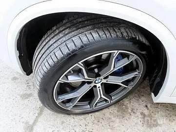BMW X5, 2025г, полный привод, автомат