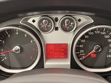 Ford Focus, 2010г., передний привод, механика