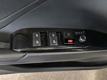 Toyota Camry, 2019г., передний привод, автомат
