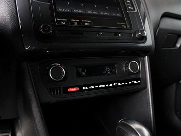 Volkswagen Polo, 2018г., передний привод, автомат
