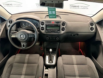 Volkswagen Tiguan, 2011г., полный привод, автомат
