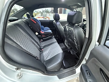 Hyundai Elantra, 2008г., передний привод, механика
