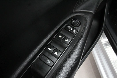 Citroen C4, 2015г., передний привод, автомат