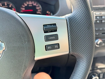 Nissan Pathfinder, 2012г., полный привод, автомат