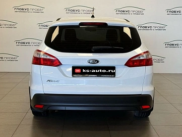 Ford Focus, 2013г., передний привод, механика