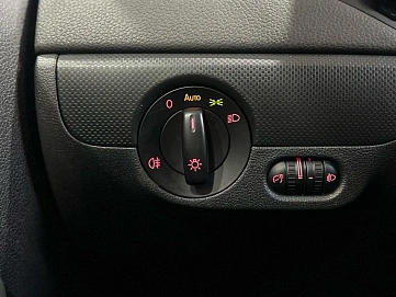 Volkswagen Jetta, 2014г., передний привод, автомат