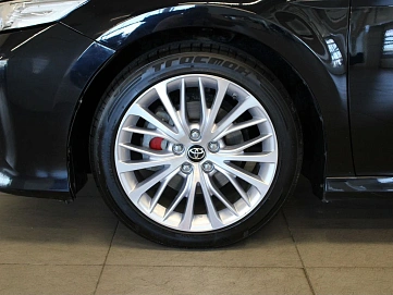 Toyota Camry, 2018г., передний привод, автомат