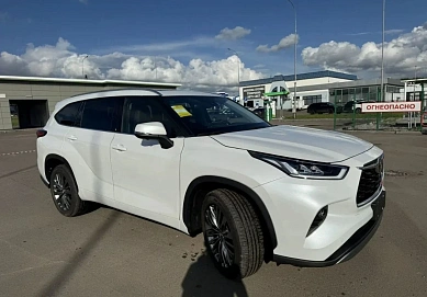 Toyota Highlander, 2026г, полный привод, автомат