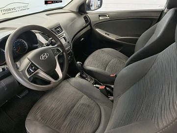 Hyundai Solaris, 2015г., передний привод, автомат