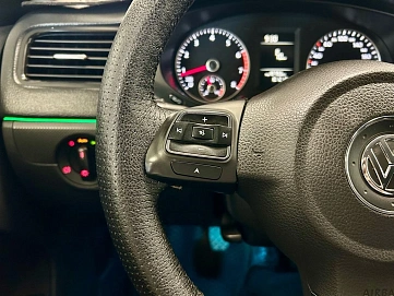 Volkswagen Jetta, 2014г., передний привод, механика