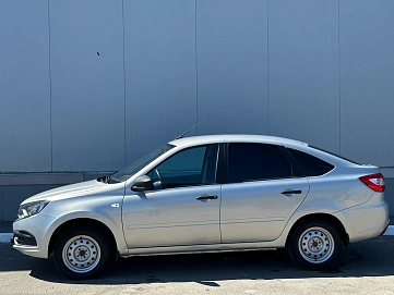 Lada (ВАЗ) Granta, 2019г., передний привод, механика
