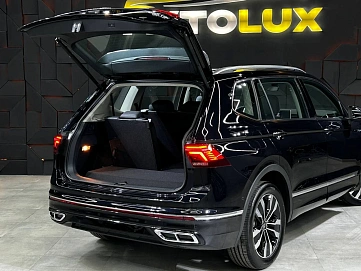 Volkswagen Tiguan, 2023г., полный привод, робот