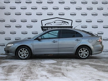 Mazda 6, 2006г., передний привод, механика