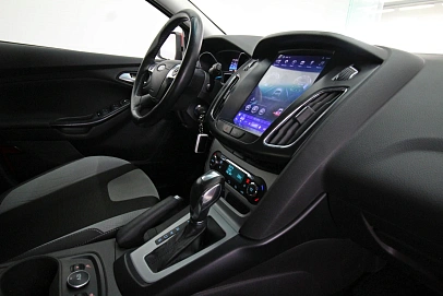 Ford Focus, 2014г., передний привод, робот