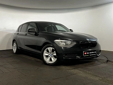 BMW 1 серии, 2012г., задний привод, автомат