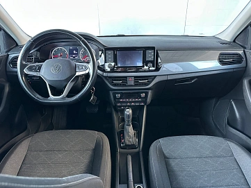 Volkswagen Polo, 2020г., передний привод, автомат
