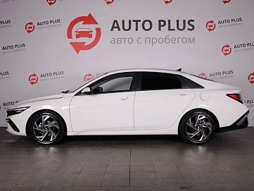 Hyundai Elantra, 2023г., передний привод, вариатор
