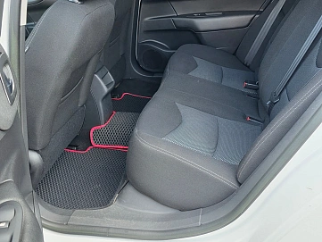 Citroen C4, 2013г., передний привод, механика