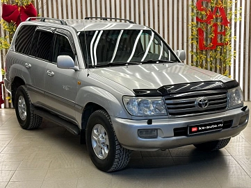 Toyota Land Cruiser, 2006г., полный привод, механика