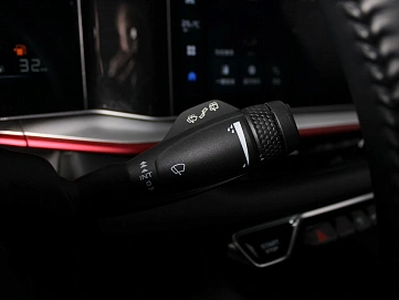Geely Coolray, 2023г., передний привод, робот