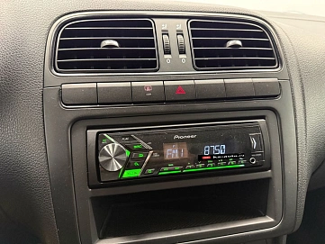 Volkswagen Polo, 2011г., передний привод, механика