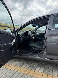 Hyundai Solaris, 2015г, передний привод, автомат