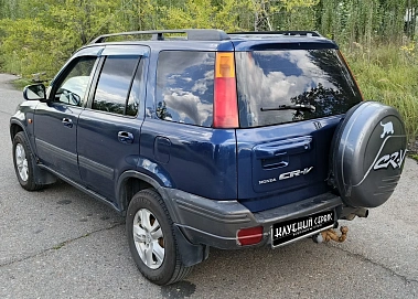 Honda CR-V, 1998г., полный привод, механика