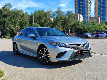 Toyota Camry, 2018г, передний привод, автомат