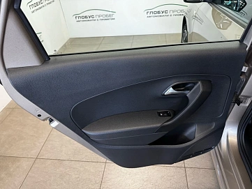 Volkswagen Polo, 2017г., передний привод, автомат