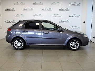 Chevrolet Lacetti, 2012г., передний привод, автомат