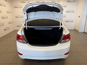 Hyundai Solaris, 2013г., передний привод, механика