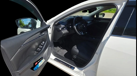 Mazda 6, 2023г., передний привод, автомат