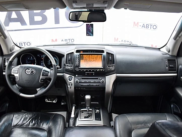 Toyota Land Cruiser, 2011г., полный привод, автомат