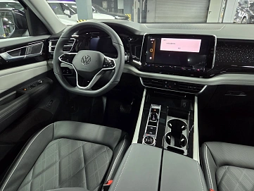 Volkswagen Teramont, 2026г., полный привод, робот